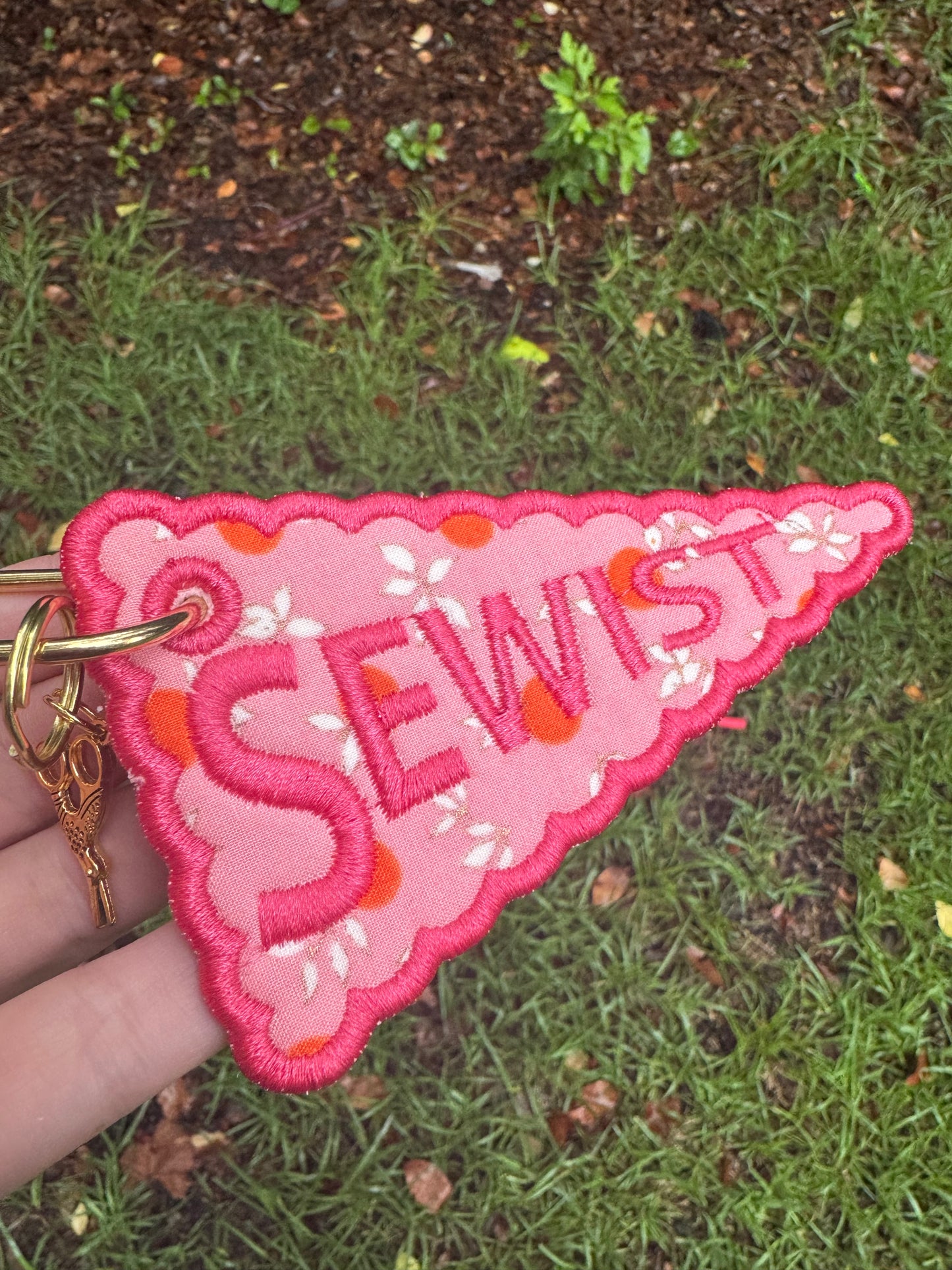 Sewist Pennant Bag Tag