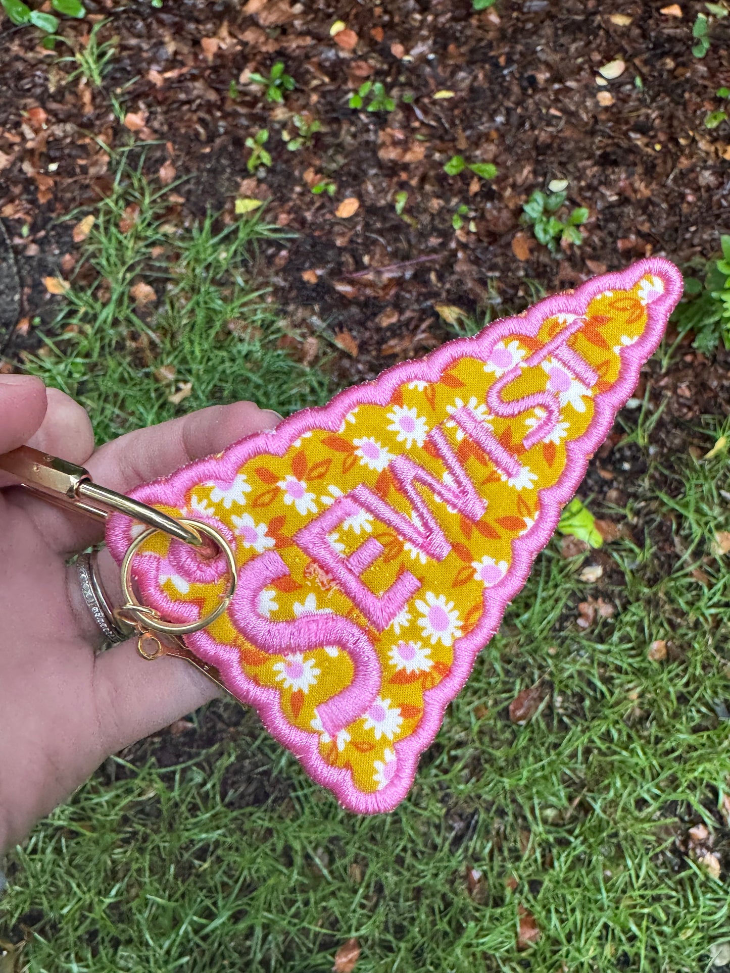 Sewist Pennant Bag Tag