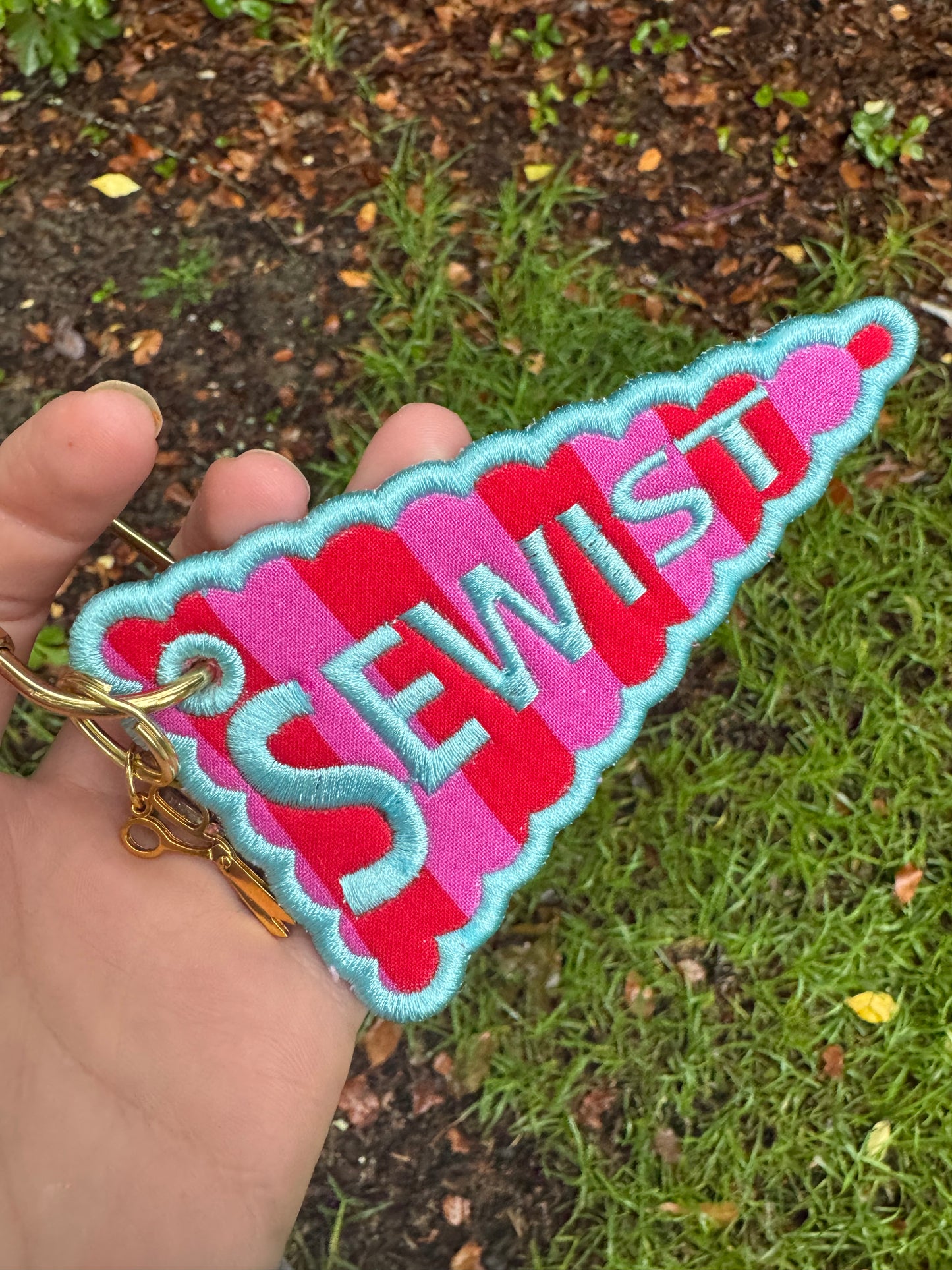 Sewist Pennant Bag Tag