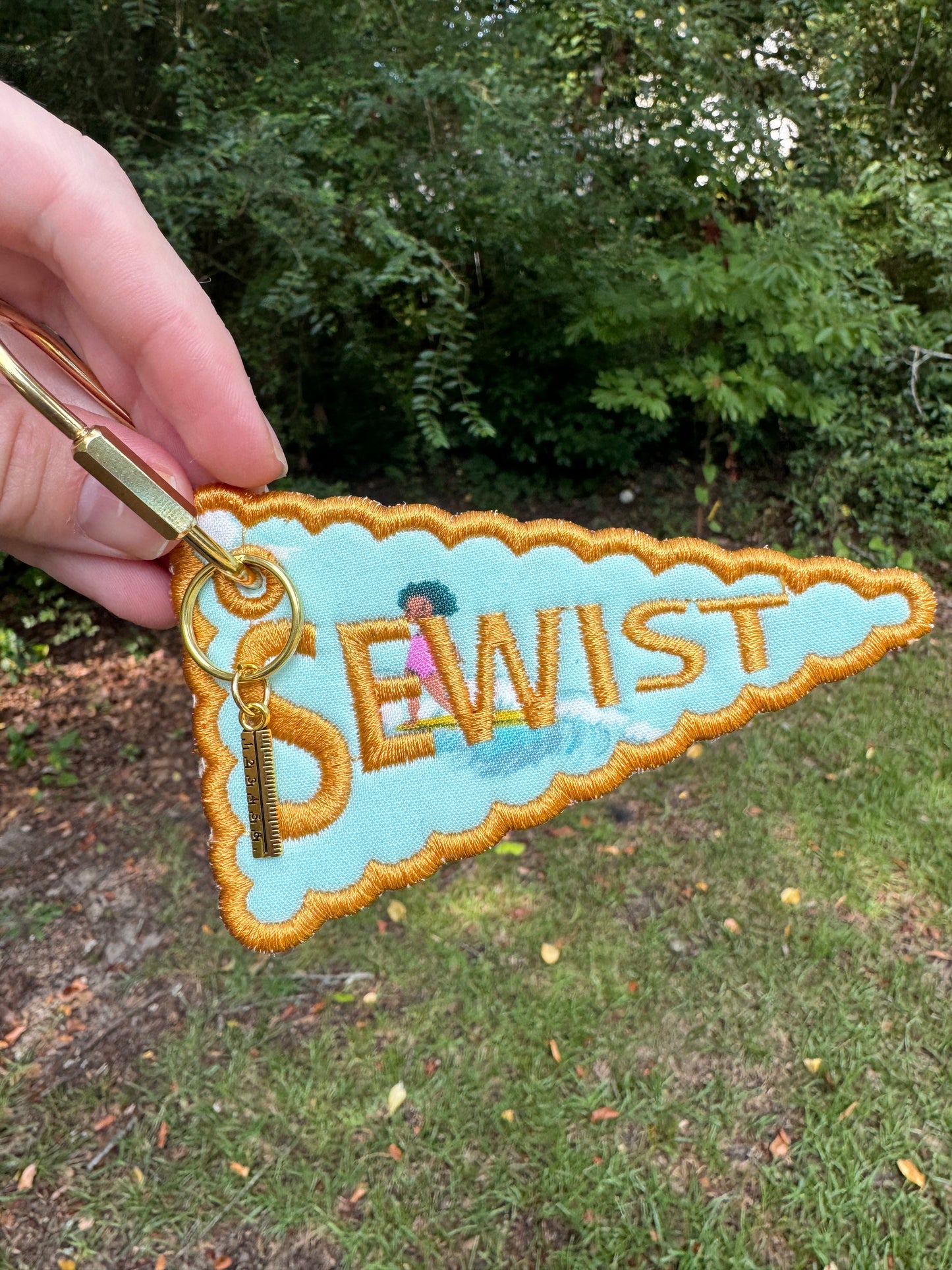 Sewist Pennant Bag Tag