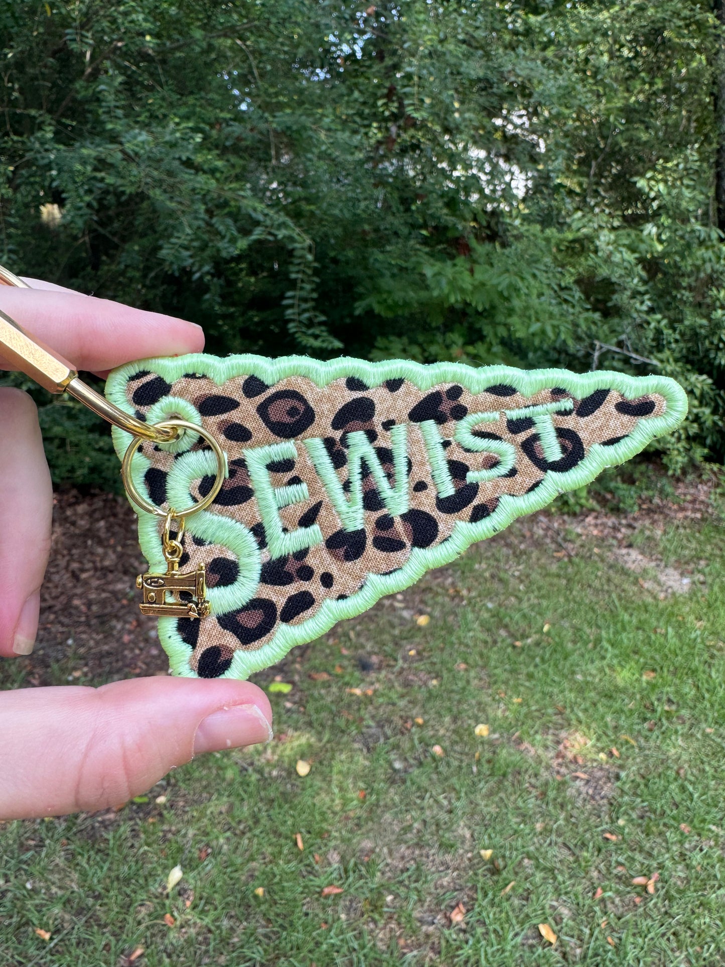 Sewist Pennant Bag Tag